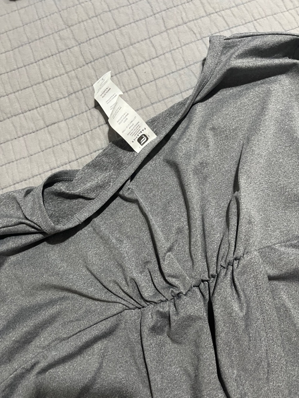 Women’s Fabletics Ruched Top - Picture 4 of 4